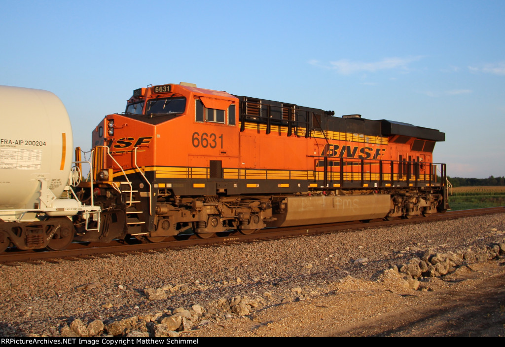 BNSF 6631 - DPU